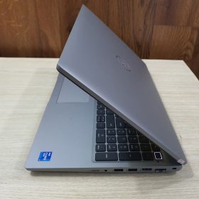 dell latitude 5520 i7 gen11 hinh1