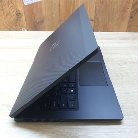 dell latitude 7400 i7 carbon fiber hinh2